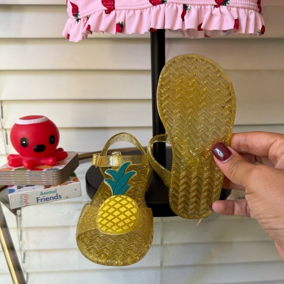 Old Navy Kids Glitter Pineapple Sandals - Yellow - Picture 2 of 2